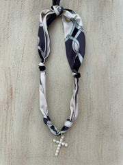 Scarf Necklace Pearl Cross - Grey