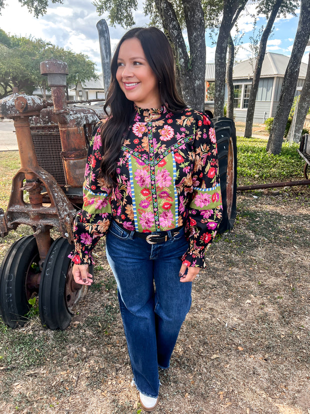 Chic Patterned Top