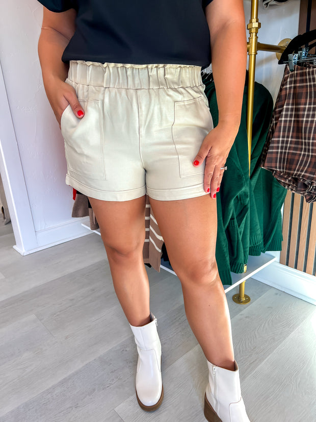 Stunner Shorts - Cream