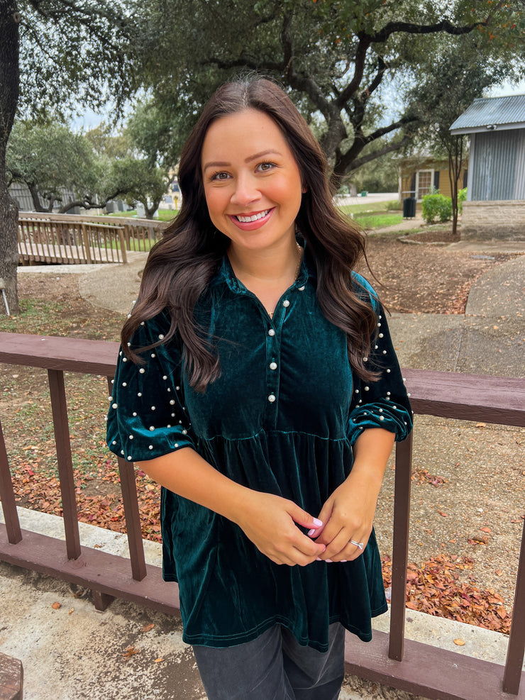 Mistletoe Moment Velvet Top - Hunter Green