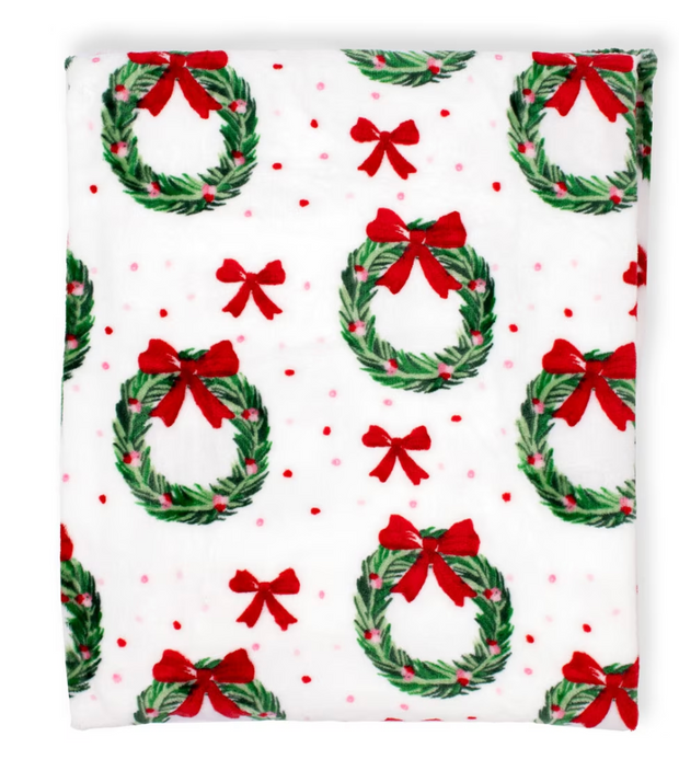 A Cozy Christmas Wreath Throw